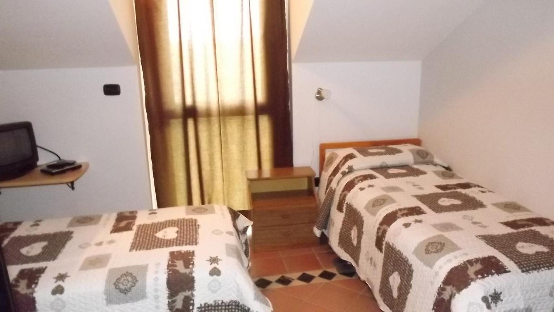 מקומר B&B I Tre Nuraghi חדר תמונה